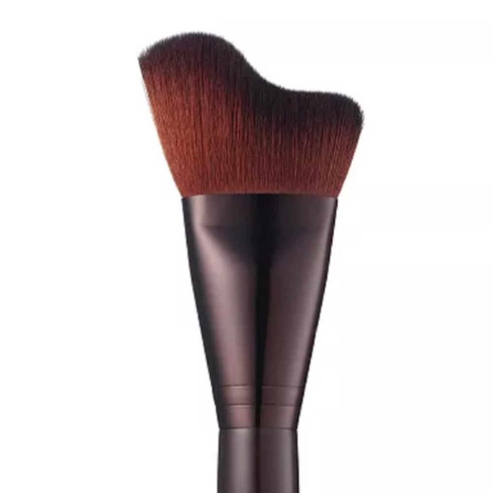 Laura Mercier Glow Powder Face Brush 💫